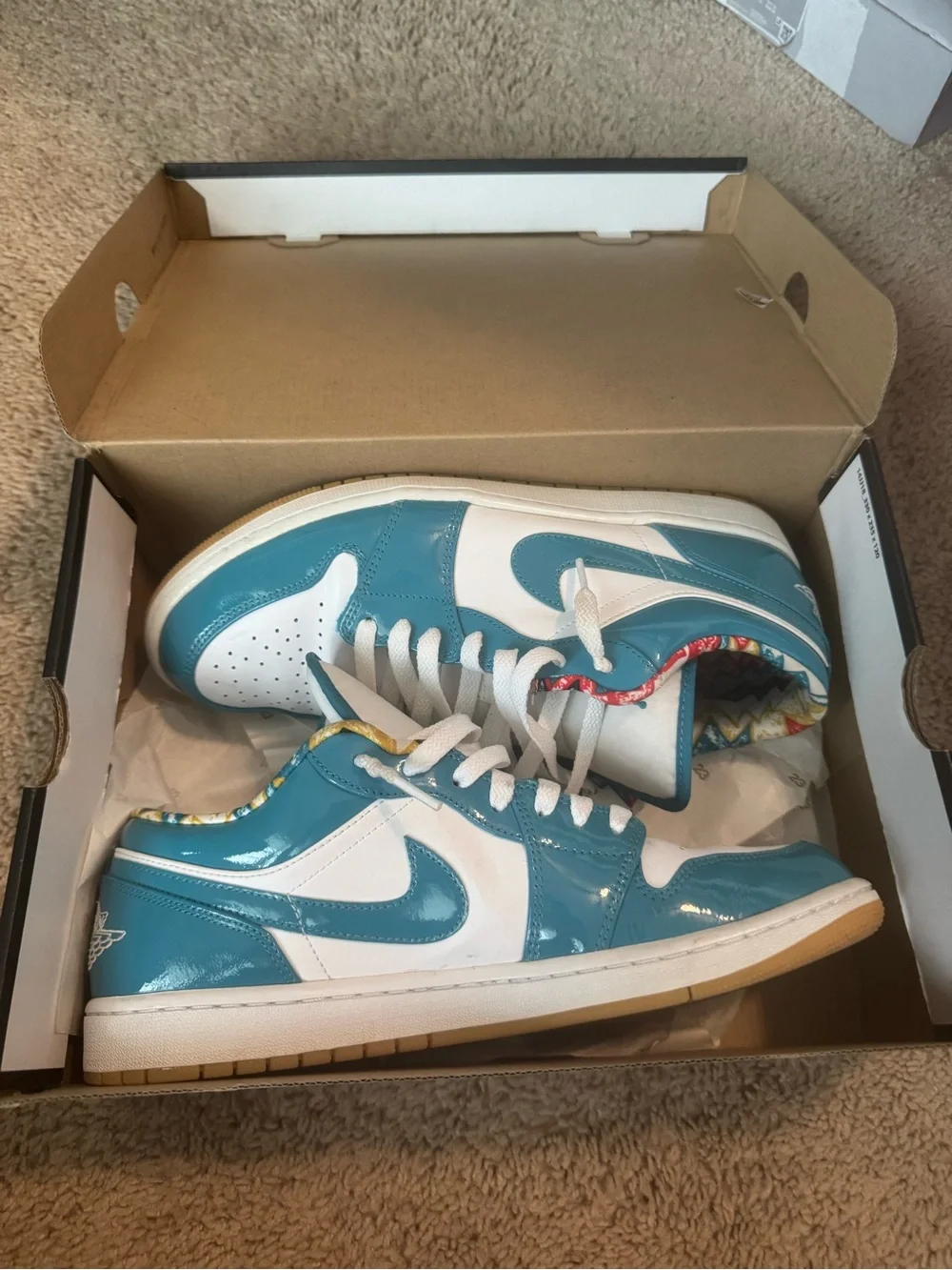 Nike Low-Top Patent Teal & White Sneakers